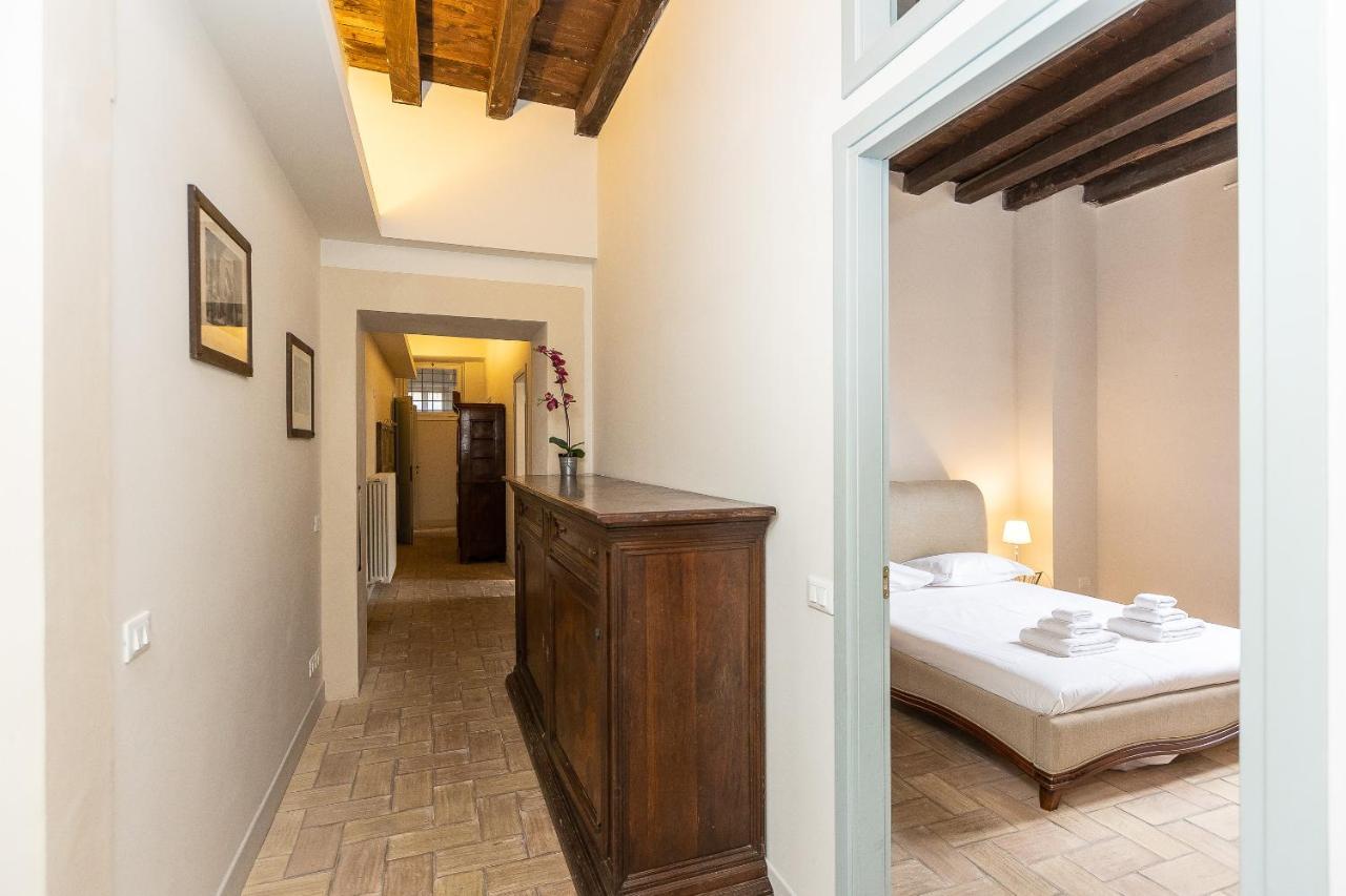 Rome Historical Apartment - Arco Dei Banchi エクステリア 写真