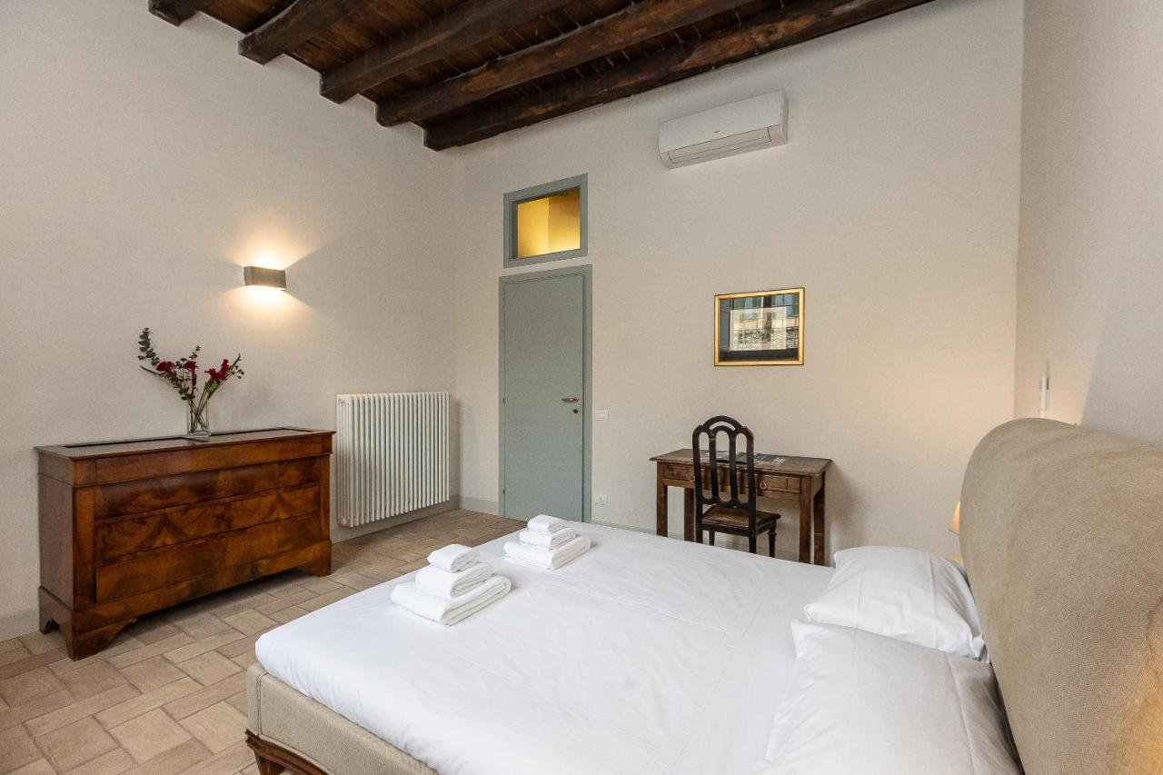 Rome Historical Apartment - Arco Dei Banchi エクステリア 写真