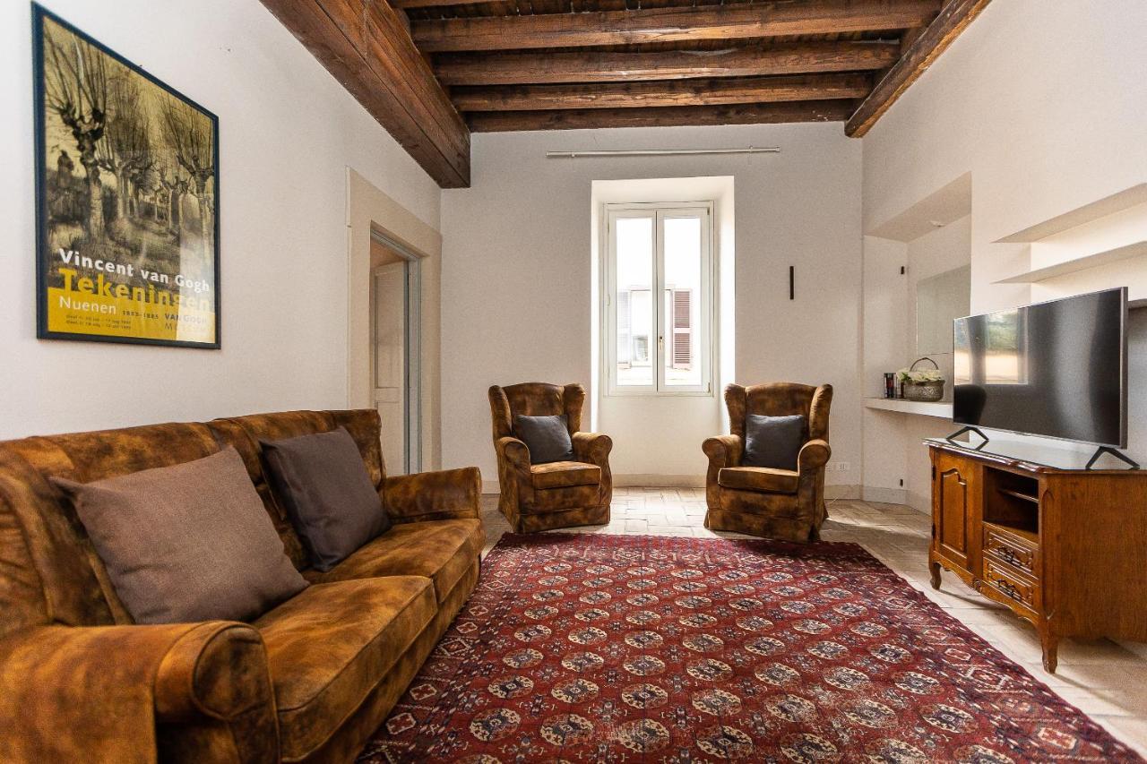 Rome Historical Apartment - Arco Dei Banchi エクステリア 写真